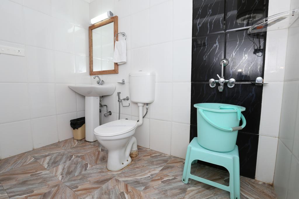 Hotel Natraj Manali Dharamshala Kamer foto